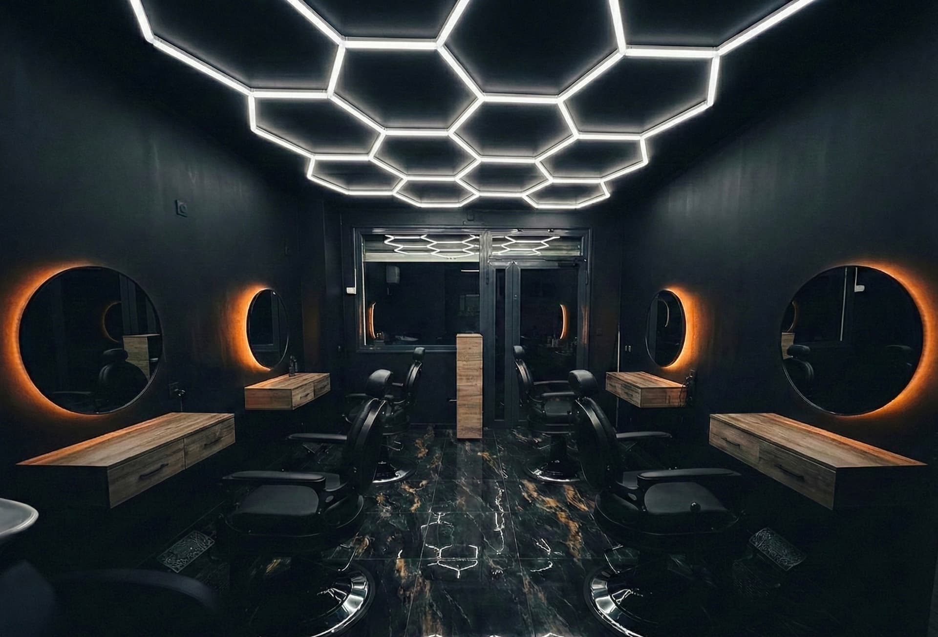 Intérieur du salon 240 Barber 2